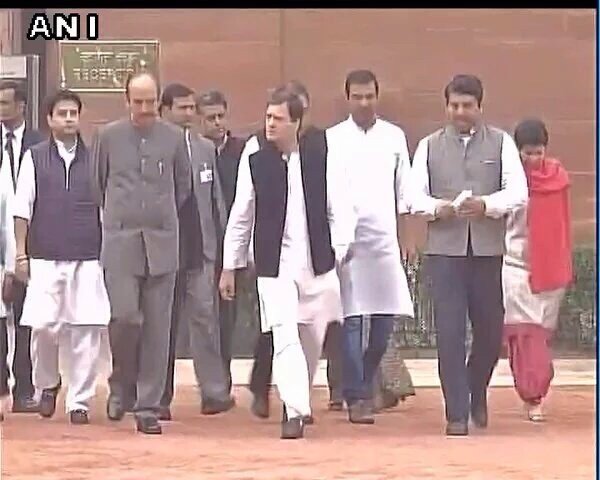 SinghRPN's tweet photo. Met Hon President in delegation led by Shri Rahul Gandhi,we told him of situation being created by divisive forces https://t.co/9JENUWVeUL