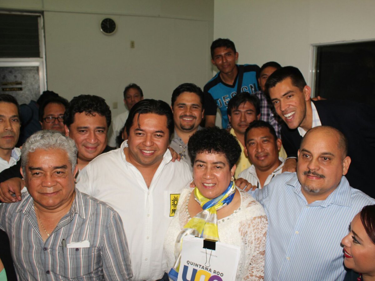 PRDMexico's tweet photo. Ayer se registró la alianza "Quintana Roo UNE (#UnaNuevaEsperanza)", juntos PAN-PRD impulsaremos el cambio en #QRoo https://t.co/17FNDwjT0W