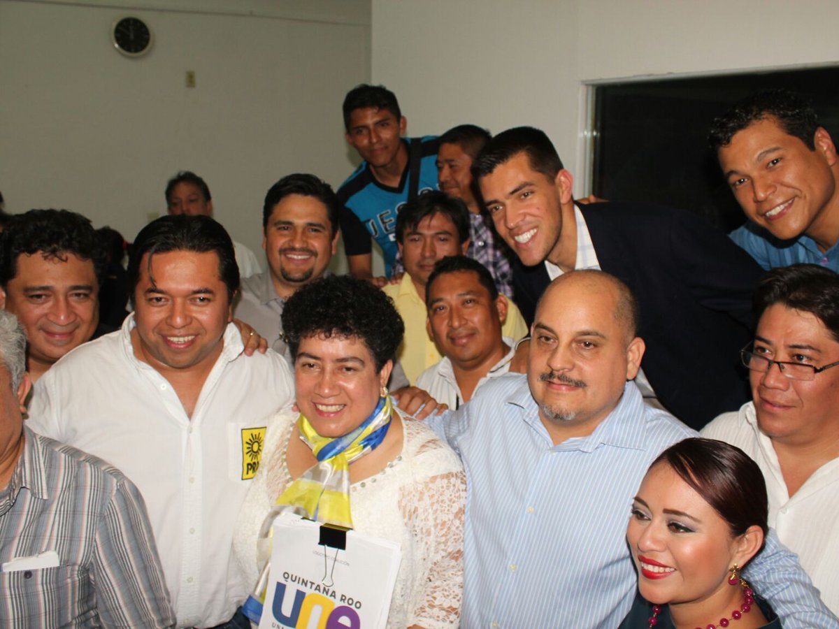 PRDMexico's tweet photo. Ayer se registró la alianza "Quintana Roo UNE (#UnaNuevaEsperanza)", juntos PAN-PRD impulsaremos el cambio en #QRoo https://t.co/17FNDwjT0W