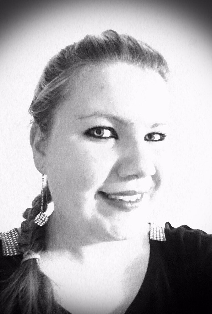 GoBi_06's tweet image. Black eyes :)