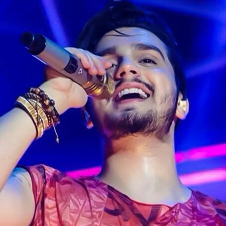 HelpTudo's tweet image. Icons Luan Santana
Fav se Gostar 
RT se Pegar