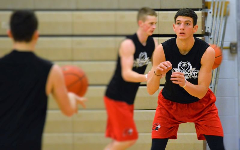 montanasports's tweet photo. Bozeman High's Aaron Weidenaar is making the most of his return to Montana:
https://t.co/gFzRlZS0AU https://t.co/plqCz9vkKa