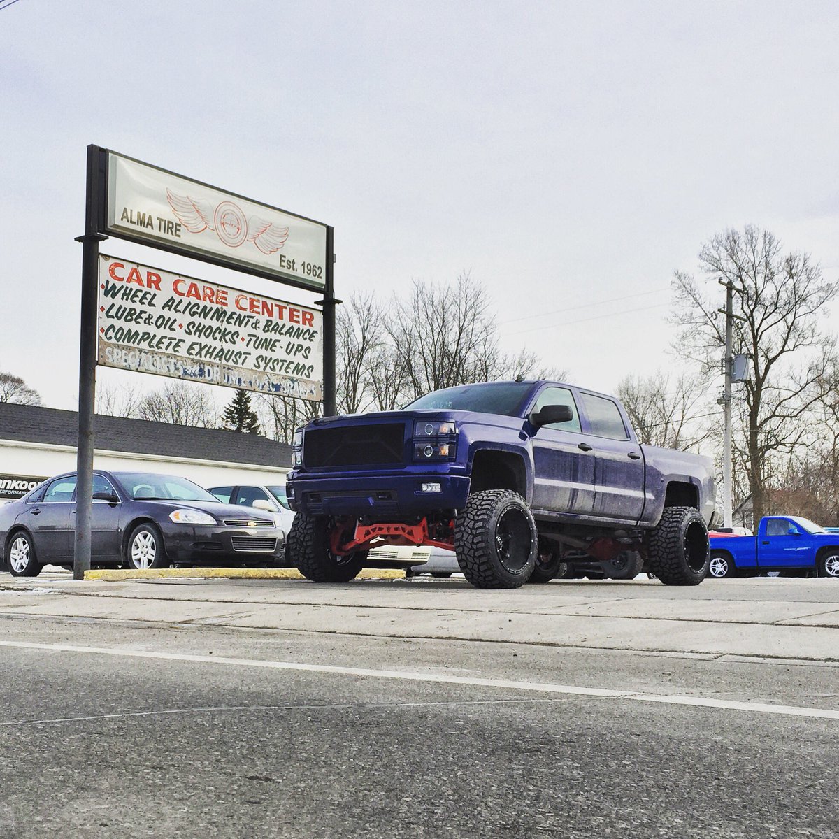 Alma Tire Service (AlmaTireService) Twitter