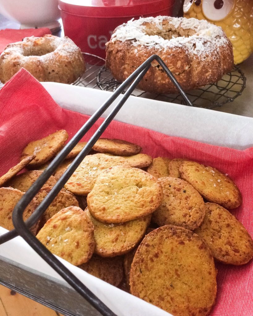 FoodKnowHow's tweet image. This is what @kitch_therapist prepared last time! Looking forward to her workshop this Sat. eventbrite.com.au/e/kitchen-esse…