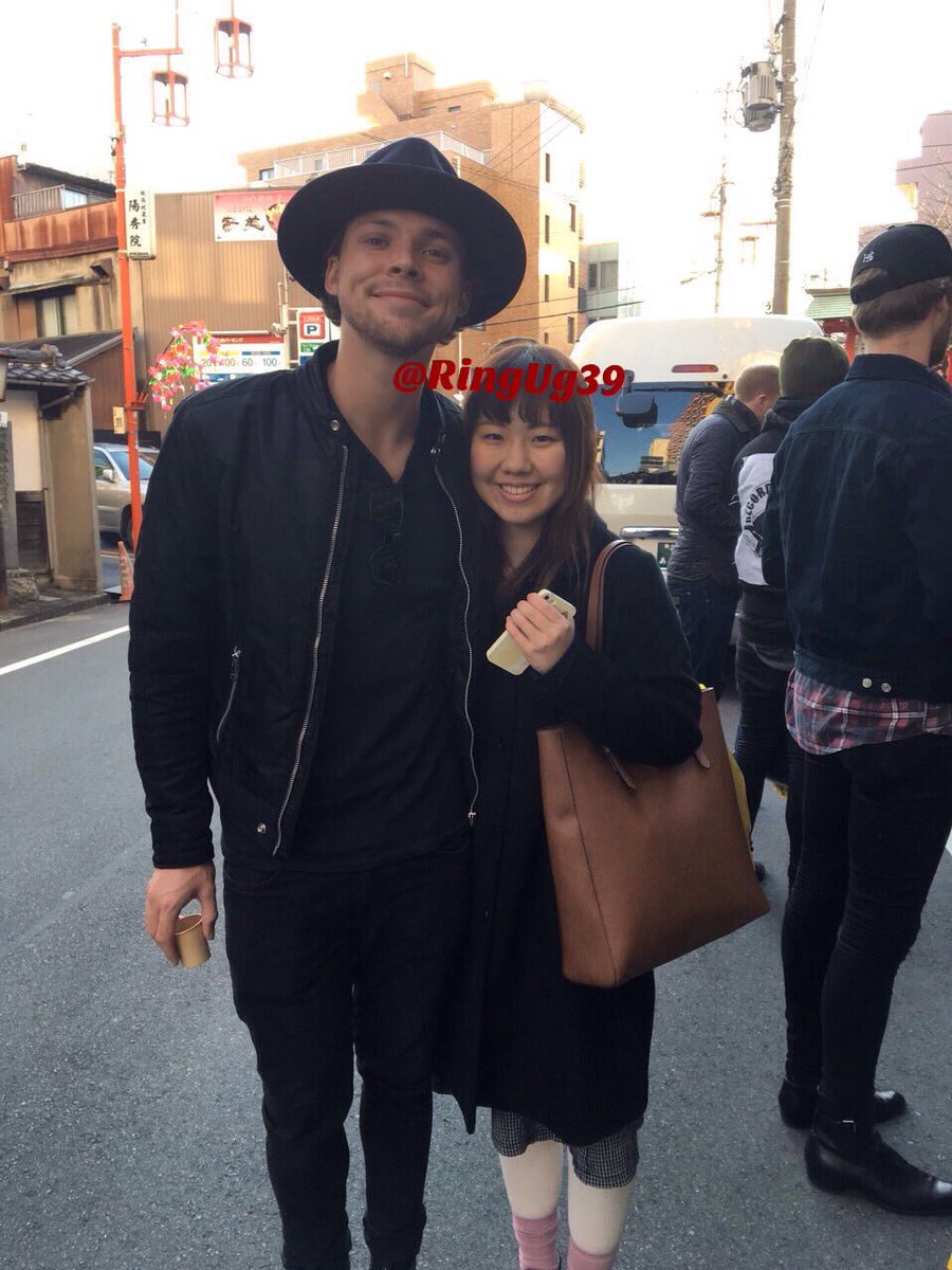 x5SOSworldwide's tweet photo. Michael, Luke, and Ashton with @RingUg39 in Japan! -C https://t.co/JcNfZkv1CW