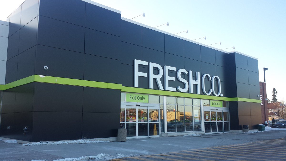 TakbeerFoodBank's tweet image. Thank you Fresh Co &amp;amp; Br. Asama Elsekely for helping Takbeer Halal Food Bank partner with FreshCo's Markham location.