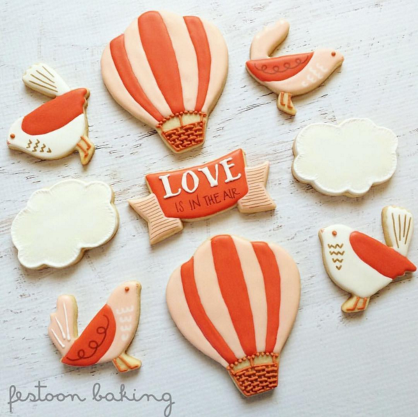 CCK3D's tweet photo. Up, up and away! A fabulous design 📷 Festoon Baking Co. #CCK https://t.co/kzZPUDWA1f https://t.co/MypSKLXazp