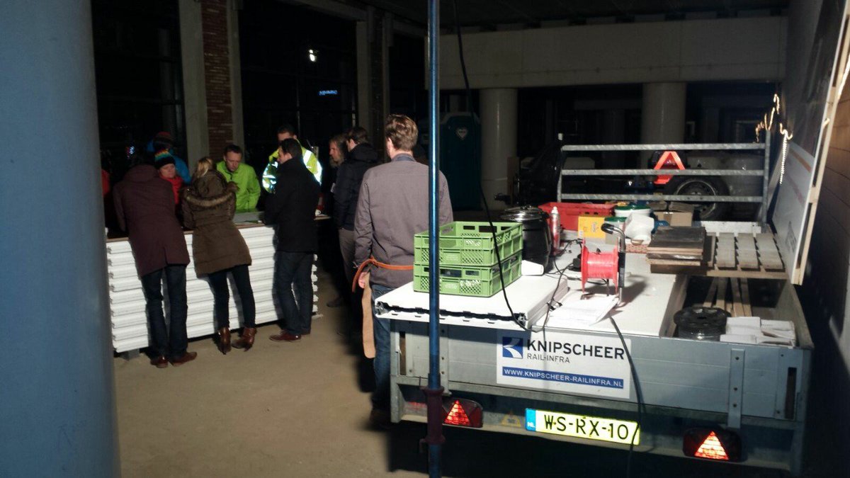 Goede inloopbijeenkomst gehad op de bouw met de bewoners van #Pelikaanstraat #Utrecht #Buurtbergingen #Fietsstalling
