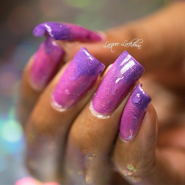 #ThermalThursday featuring Being In The Pink swatch by @lacquerlockdown | polishedbykpt.com #notd #nailitmag
