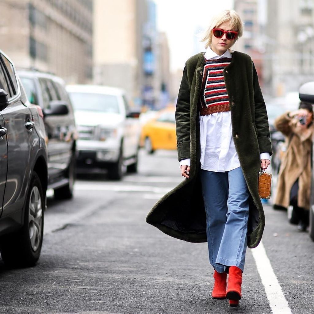 Jeffthibodeauco's tweet image. with @lindatol_ ^
-
#lindatol outside #springstudios for #michaelkors show in #NYC during … ift.tt/1QozMOk