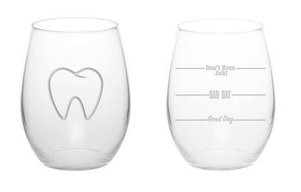 TheAACD's tweet photo. A wine glass just for #dentists & Drink responsibly - rinse w/ water! https://t.co/fuJcXKFRow #NationalDrinkWineDay https://t.co/LDg47BBnox
