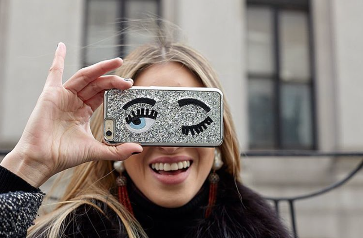 eBay's tweet photo. All eyes might be on the #runways, but these #NYFW16 #streetstyles can't be missed. #fw16 https://t.co/SFRc58Fgjm https://t.co/imtHADuqnS