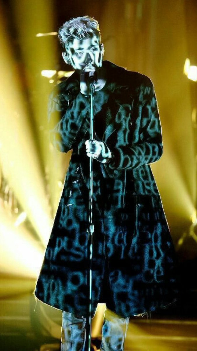 HelpTudo's tweet image. Lockscreen Zayn
Fav se Gostar 
RT se Pegar