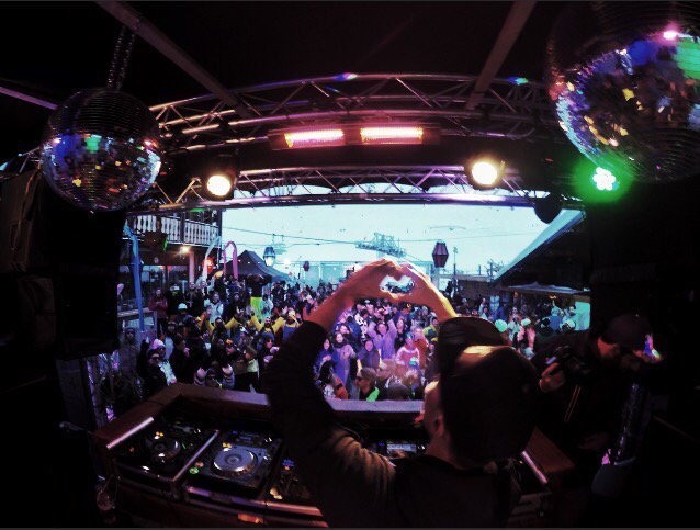 <a href="/nickyromero/">Nicky Romero</a> <a href="/360bar/">360-Bar Val Thorens</a> bedankt Nick!