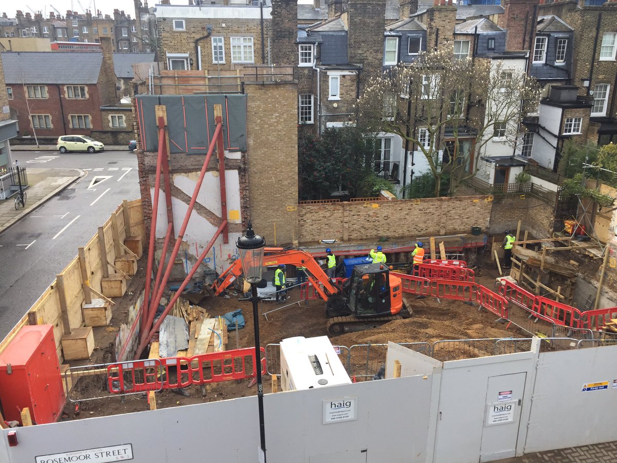 WebsterCharles2's tweet photo. Construction underway at Orford Studios #Chelsea #RBKC #construction #Kensington https://t.co/Sx6GTdyQFl