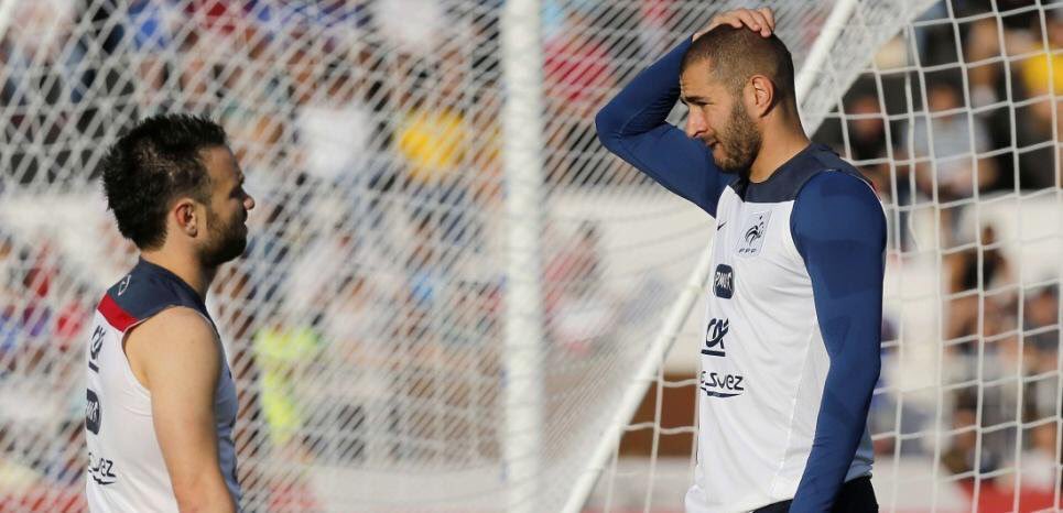 Karim Benzema et Mathieu Valbuena vont se rencontrer dans les prochains jours révèle RMC.