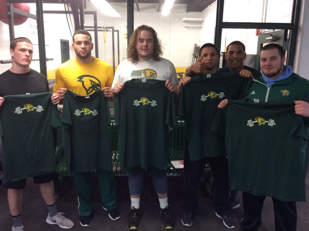 merichards0's tweet photo. .@FSU_Falcons .@FSUFalconsFB Football putting in work. Commitment reaps results! 💪🏿 #Onebrick #FSUFalconStrength https://t.co/mACR19EYd8
