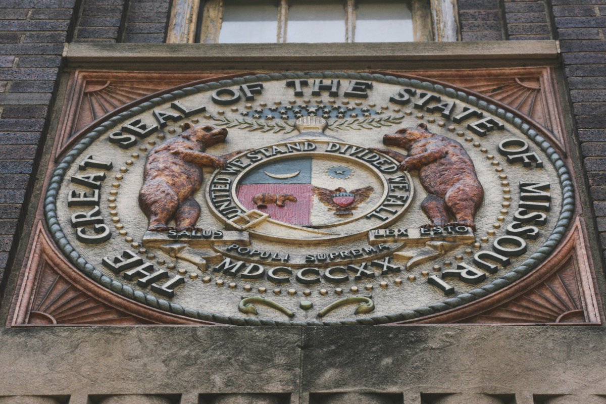 StartlandNews's tweet image. Blake Miller: Missouri should scrap its ‘Show Me’ slogan: goo.gl/FFokh1