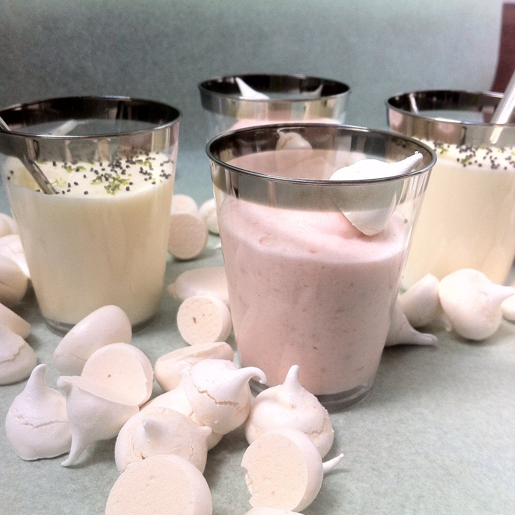 PatagoniaBakery's tweet photo. #mousse de 🍋#mousse de 🍓 https://t.co/sSj2GWpDmK