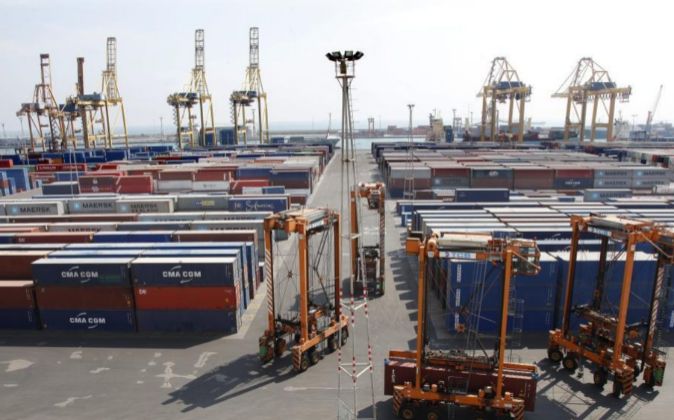 Las exportaciones catalanas crecen un 6,1% en 2015 eleconomista.es/comunidades_au… vía @eleconomistaes