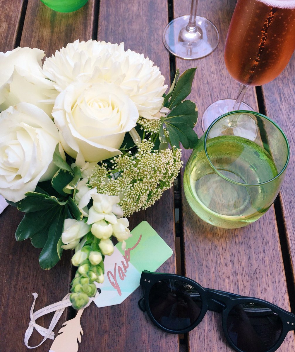 Lunch at @thompsonmiami #SeagrapeMiamiBeach before @warrentricomi kick-off was fab. #RelaxationPlayground