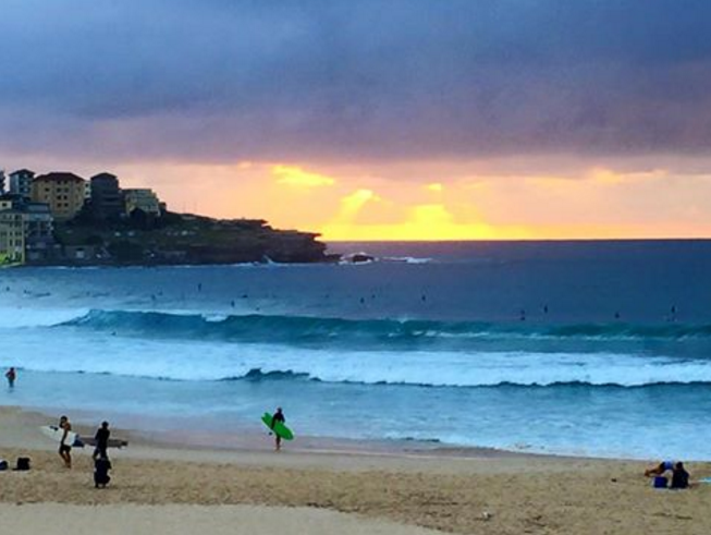 TheTodayShow's tweet photo. Good morning from Sydney's Bondi Beach! How's the weather where you are? Send us a pic! (📷 Gerry Campbell) #9Today https://t.co/EVtihqOCCj