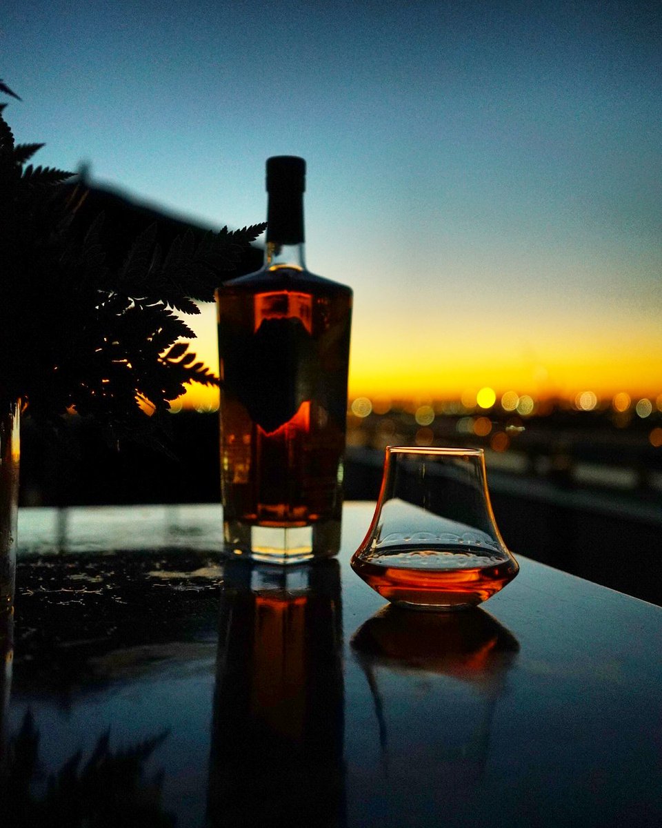 denverandliely's tweet image. The perfect evening for it. @thepurescot  on a sunset please. #lifeinflow #launch 👏👏👏 // #denverandliely