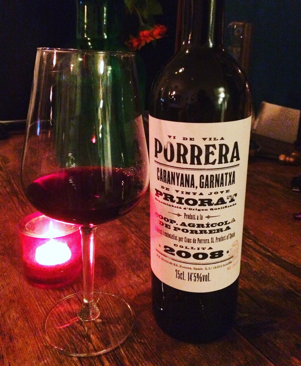 We're celebrating #nationaldrinkwineday with Vi de Vila <a href="/CimsdePorrera/">Cims de Porrera</a> Silky, bold and beautiful. #thirstythursday