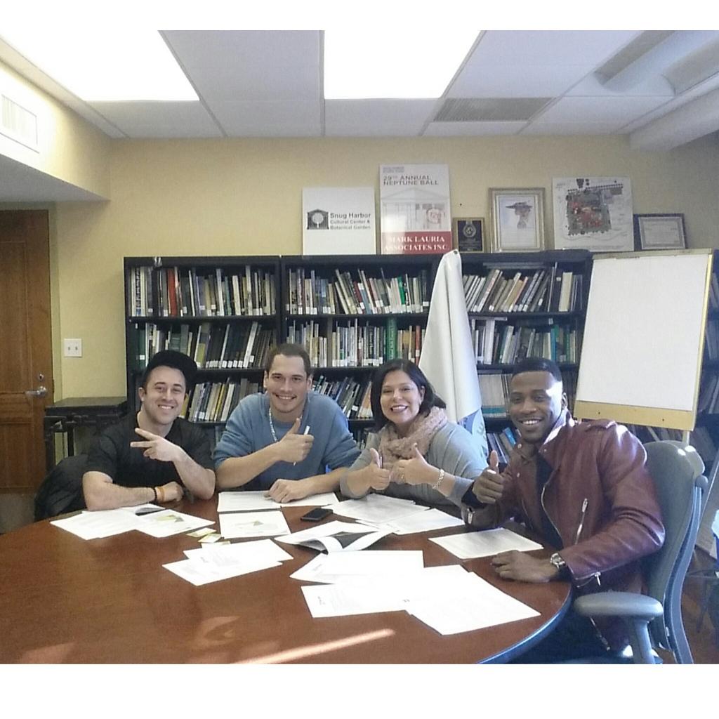 JMTMedia_NYC's tweet photo. Planning the #StoriesofStaten 5 weeks worth of events with @1starda @charlier0cks @davenoodlez 
#jmtmedianyc https://t.co/3hMVzp1ie9
