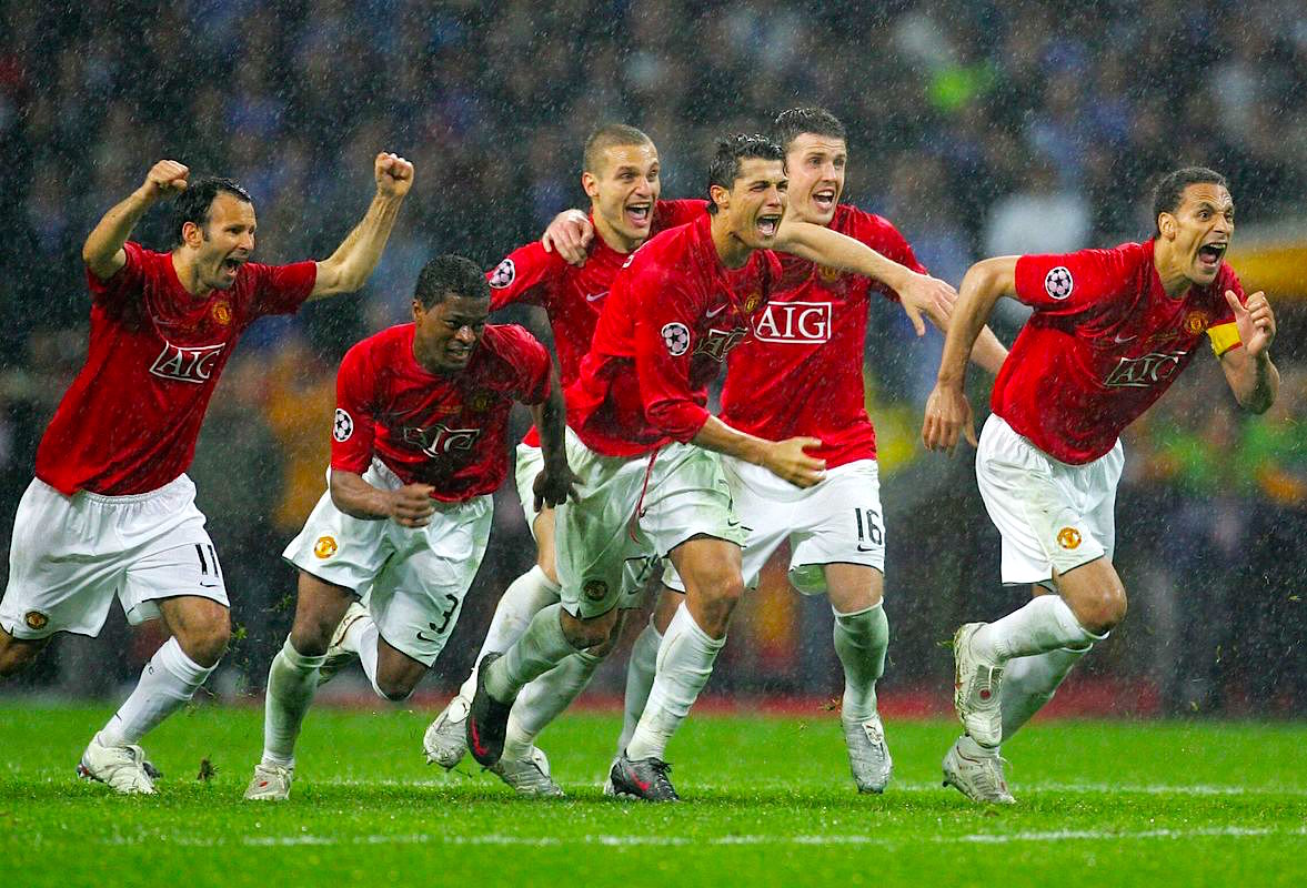 BeWarmers's tweet image. As long as LVG is in charge Manchester United will never experience nights like this again...