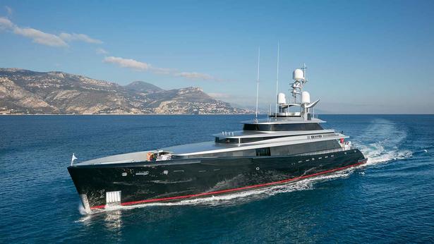 .<a href="/feadship/">Feadship</a> motor yacht Kiss now for sale at <a href="/YCOyacht/">Y.CO</a> buff.ly/1TsEAbX