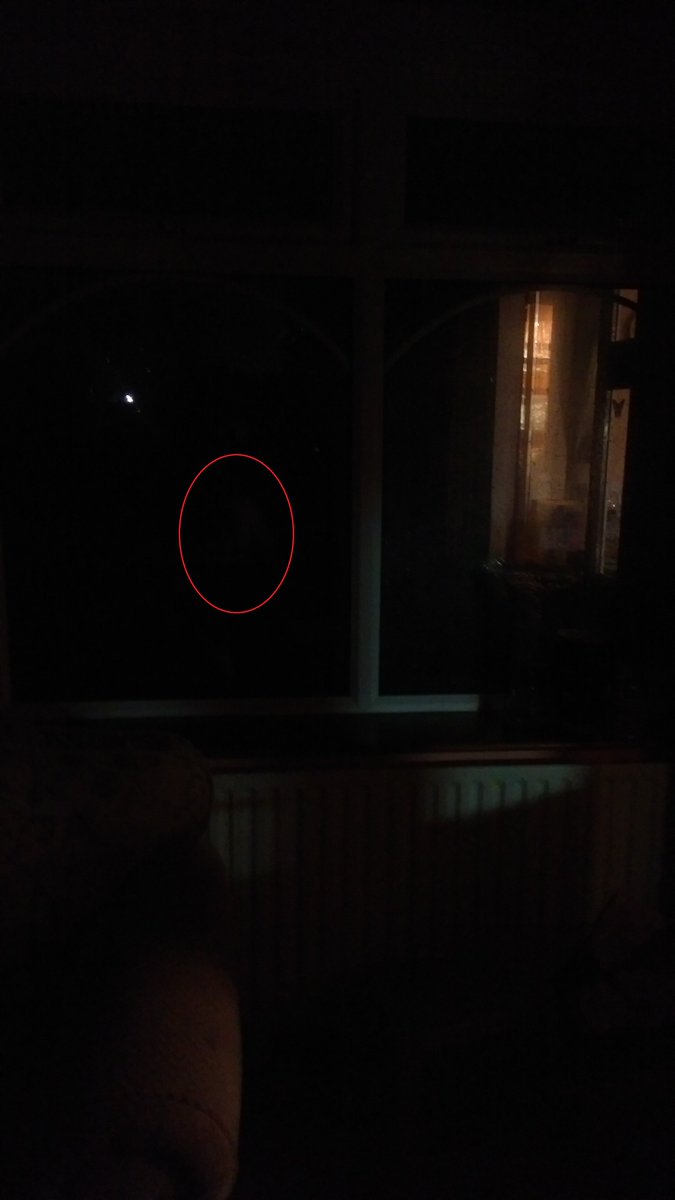 Kellsparanormal's tweet photo. any suggestion or thoughts? pictures were taken just randomly in a house I visited recently https://t.co/HnTnb0GAuS