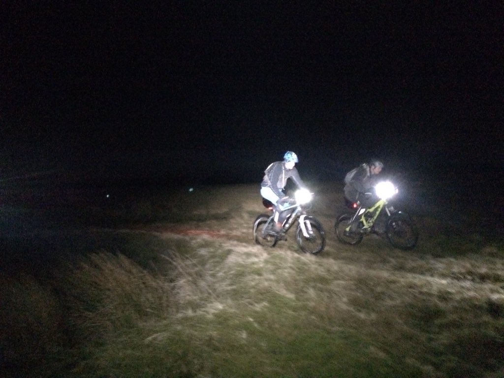 Perfect weather for it tonight <a href="/leyburncycling/">Leyburn Cycling Club</a> <a href="/Leyburnbikes/">Leyburn Bikes</a> <a href="/Dales_Life/">Dales Life</a> <a href="/pedalnorth/">pedalnorth.com</a> @ExpDales