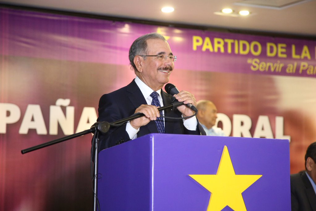 Escogen a <a href="/FJavierGarciaF/">Francisco Javier G.</a>, por 5ta. vez, como jefe de campaña del candidato presidencial PLD listindiario.com/la-republica/2…