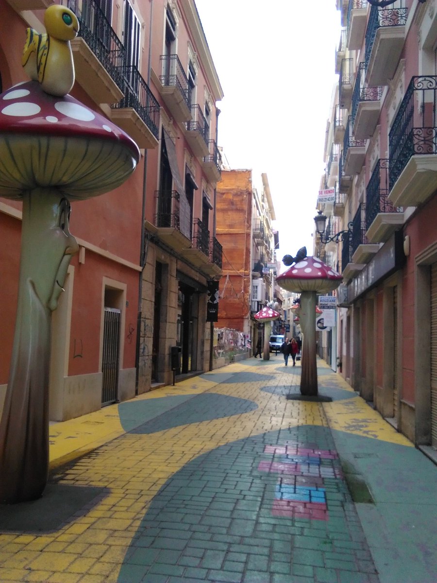 apasionate1's tweet photo. De ruta por la calle de las setas. Me encanta!!! https://t.co/eJo4n2oPz6