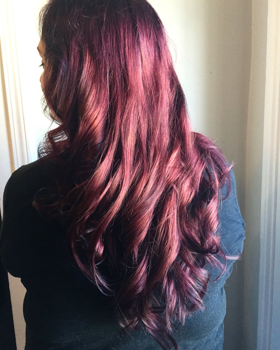 truconceptsalon's tweet photo. We've got some gorgeous red over at our Park Ave location today! 💋 #aveda #haircolorideas https://t.co/LFpf4yNa3m