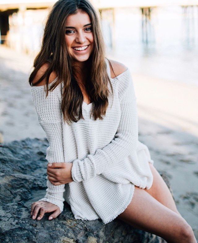 PrvKalani's tweet photo. smile bright https://t.co/SvZp3YO5QP