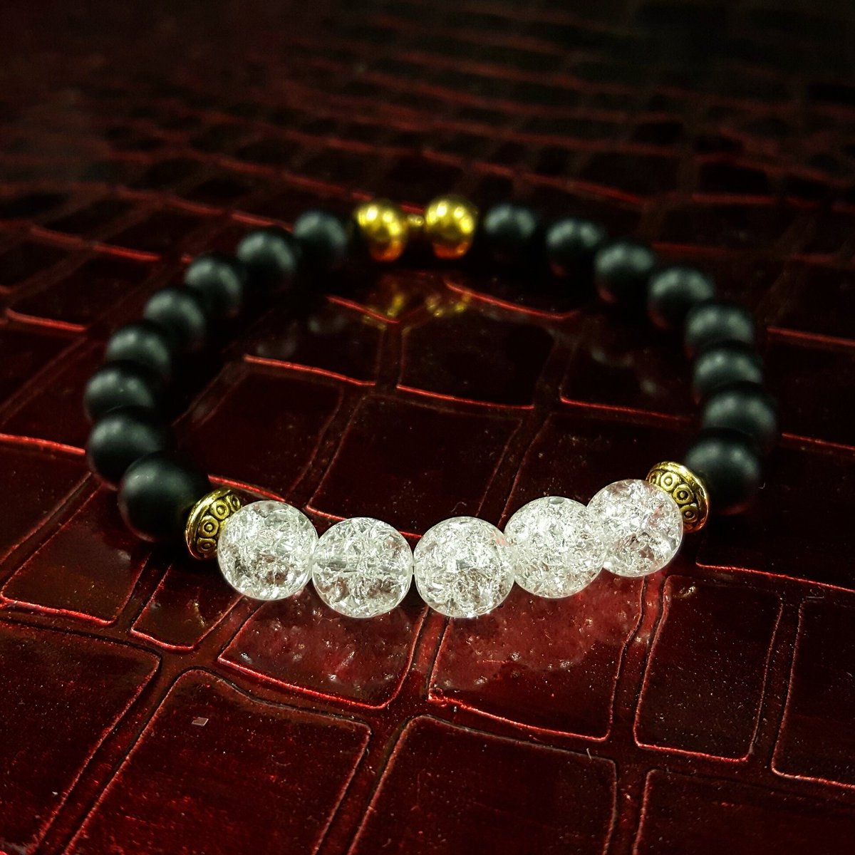 gemvius's tweet photo. Gemstone bracelets with a touch of gold! 🙏✌ https://t.co/vcmRK3JMun