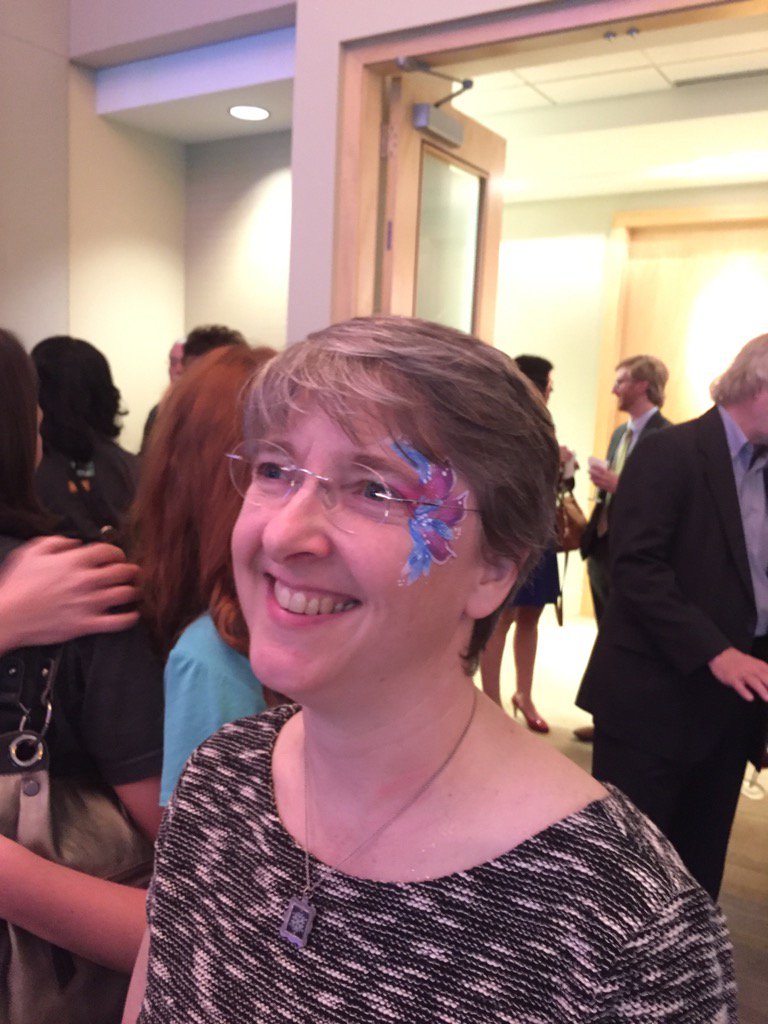 susanffvk's tweet image. Having fun at #smartms  party with @campsarah womensfoundation.smartparty.org/user/susan.voi…