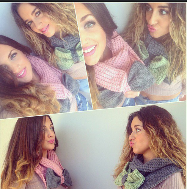 Mad_De_'s tweet photo. #handmade #scarf obsessed _with_bows 🎀🎀 @Mad_De_ https://t.co/RBao86XHpc