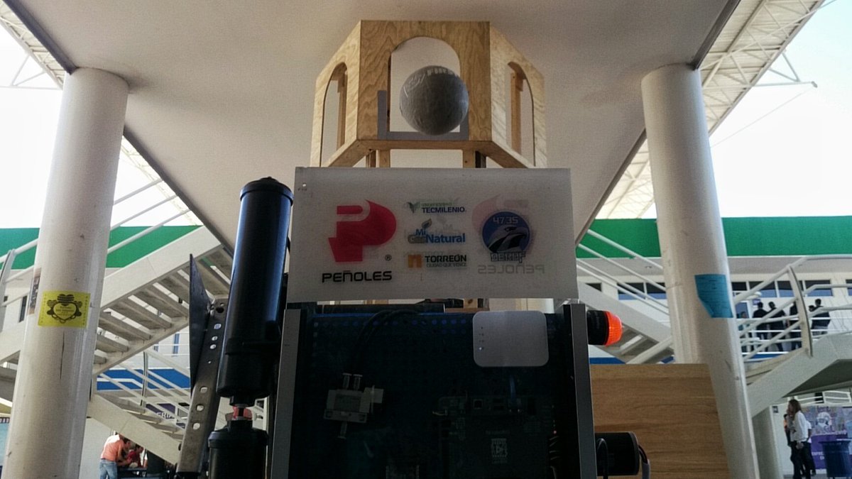 Derof4735's tweet photo. Aim high. 
#omgrobots #firststronghold #derof4735 https://t.co/M8jeVrXkZB