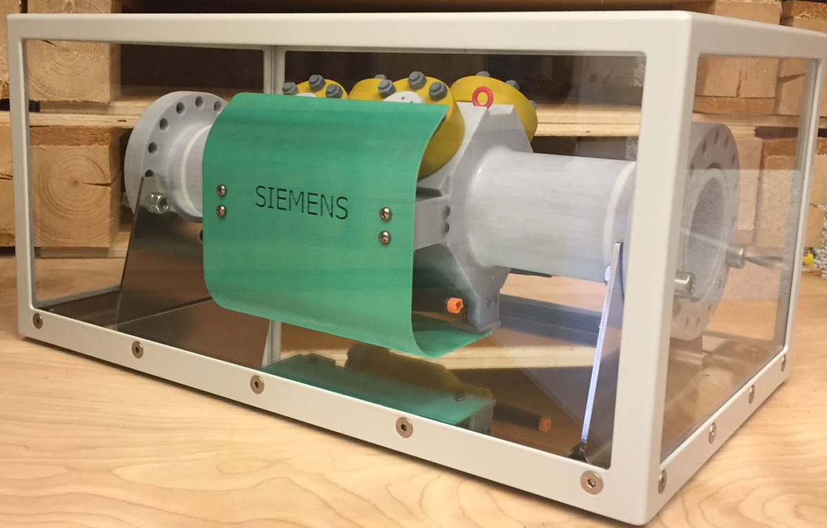 Siemens_Energy's tweet photo. See the #flowcomputer for the first time at @AOG_expo at booth E25 from 24-26 Feb in Perth. https://t.co/MLhU7ZeCRf https://t.co/B8evVVToDr