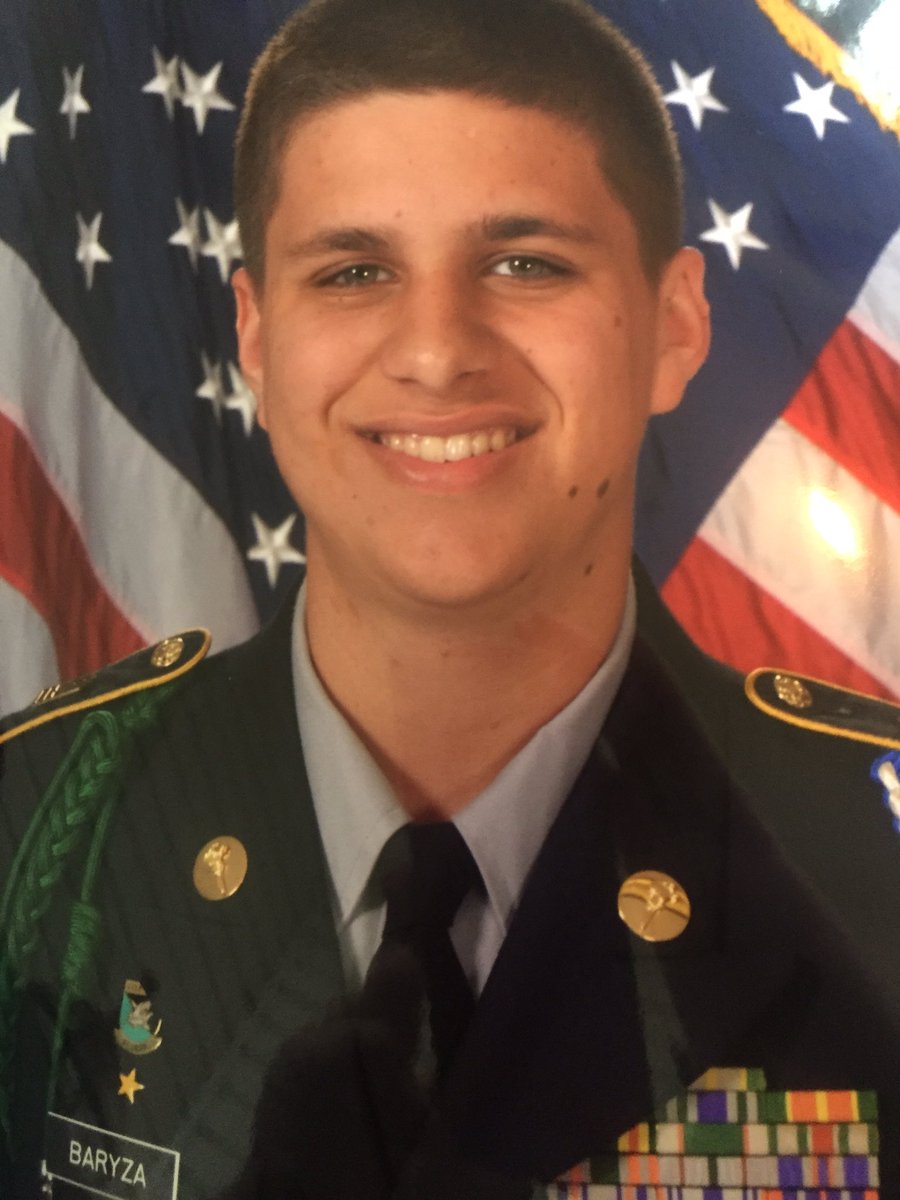 dotsyrn1's tweet image. This awesome kid got an ROTC Scholarship!!!