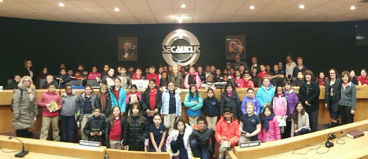 SHolstenSBOE's tweet photo. #Huber Street School 4th grade Ss visited #Secaucus Town Hall to learn about the functions of municipal gov't. https://t.co/3QiJ7M4ezZ