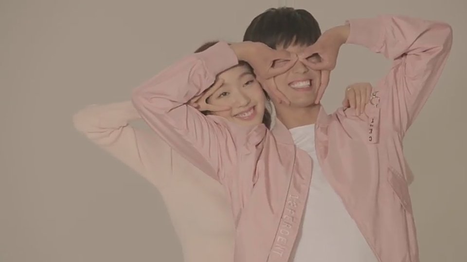 TeamGoeun's tweet image. two actor showed Chemies's fantastic #kimgoeun #parkbogum