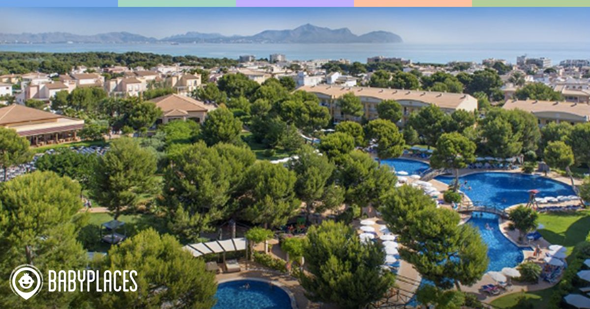 Lieber Sonne statt Regen?🌴☀️Dann schaut euch unsere #Mallorca Reisetipps für Familien an ➡️ banyplac.es/familienhotels