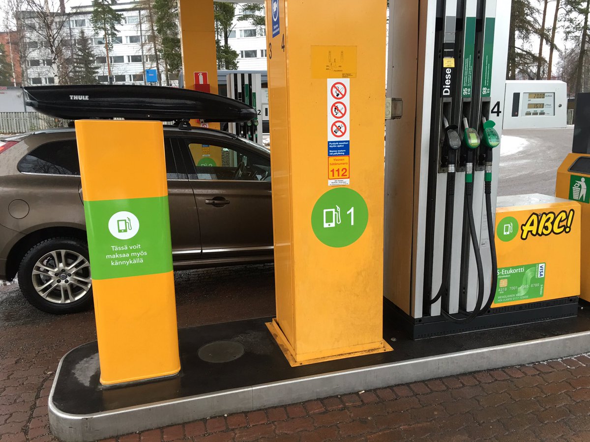 7 kk sitten se oli vasta <a href="/niemima/">Matti Niemi</a> <a href="/HOKElanto/">HOK-Elanto</a> esittämä idea.Tänään tässä #mobiilitankkaus #digimurros on hieno asia!