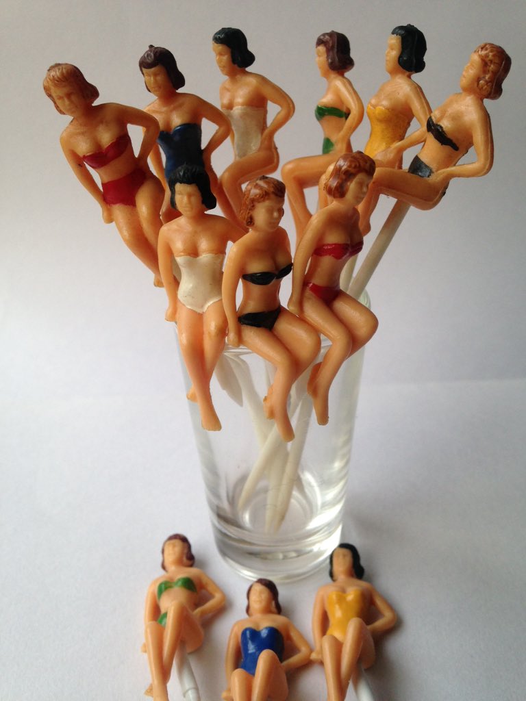 Championwonder's tweet photo. Day 50 #dailycocktailstick we're not even halfway yet! Here's some bathing beauties https://t.co/Ho64kwKwuD