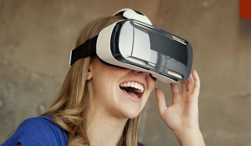 phonandroid's tweet photo. MWC 2016 : Suivez le Samsung Unpacked 2016 en réalité virtuelle > https://t.co/YexEN0KfY3 #MXC2016 #Unpacked #VR https://t.co/EnTeZS3BJL