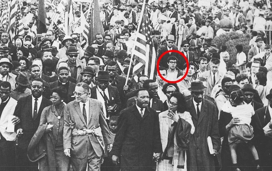 Xavierburneract's tweet photo. Where ya ass was at wen Martin took the city over where ya ass was at wen Bernie was marchin forward @HillaryClinton https://t.co/Oyx2QuT1Fs